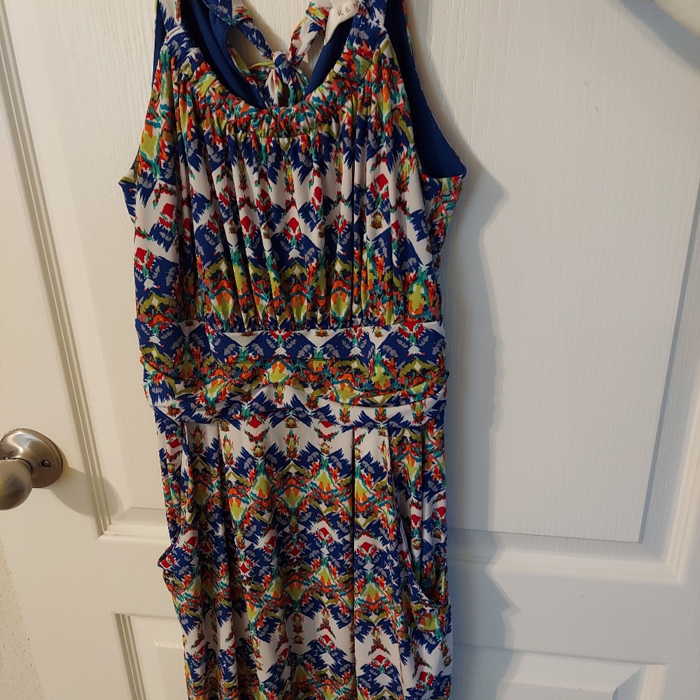 Kenar strapless mid-length summer dress with POCKETS. Size 6